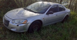 Chrysler Sebring 2.7 LX, 2004 godina (moguća prodaja i u djelovima)