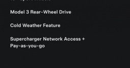 Tesla Model 3 Rear-Wheel Drive u boji - Deep Blue Metallic