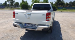 Mitsubishi L200 2.4 Di-D Club Cab