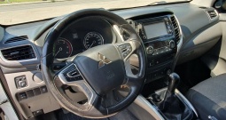 Mitsubishi L200 2.4 Di-D Club Cab