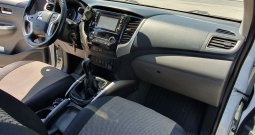 Mitsubishi L200 2.4 Di-D Club Cab