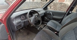 Škoda Felicia 1.3 MPI, reg. 03/2027, napuklo vjetrobransko staklo