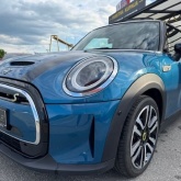 Max ! MINI Cooper SE ELECTRIC 184 ks BLUE Racing CHILI-IMA SVE !