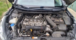 Hyudai i30 karavan 1.6 crdi 110 ks, 2014. - 142000 km - odlična oprema