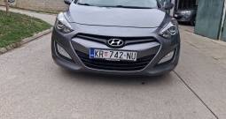 Hyudai i30 karavan 1.6 crdi 110 ks, 2014. - 142000 km - odlična oprema