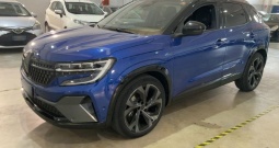 Renault Austral E-Tech 200, Espirit Alpine, U DOLASKU