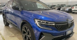 Renault Austral E-Tech 200, Espirit Alpine, U DOLASKU