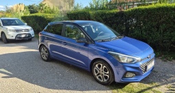 Prodajem Hyundai i20 FL 1. 2 DOHC, 84 ks, vatrena edicija daav, 65.000 km