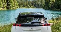 Peugeot 2008 – white & black edition / gt line - vanserijska oprema!