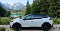 Peugeot 2008 – white & black edition / gt line - vanserijska oprema!