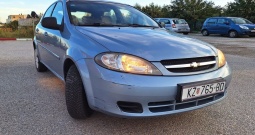 Prodajem Chevrolet Lacetti 1,4 SE