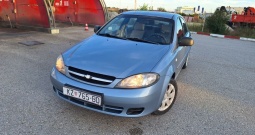 Prodajem Chevrolet Lacetti 1,4 SE