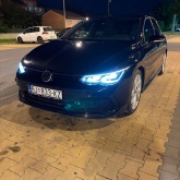 VW Golf 8 R-Line 1.5 TSI 110 kW – Matrix LED, grijana sjedala, 18" alu felge