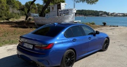 BMW G20 330e