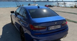 BMW G20 330e