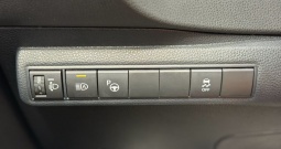 Toyota Corolla Touring Sports 1.8 Hybrid | Relax jamstvo | Servisna |