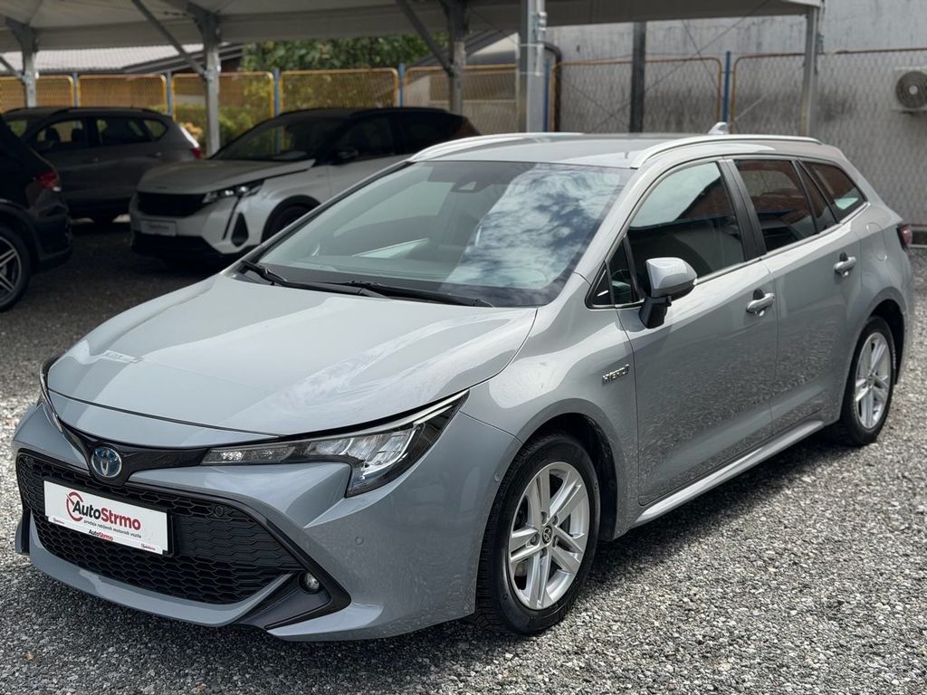 Toyota Corolla Touring Sports 1.8 Hybrid | Relax jamstvo | Servisna |