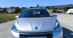 Peugeot 208, Benzinac 59.176 km, 2017. godište