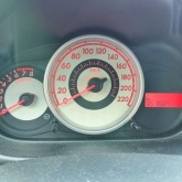 Mazda 2 Benz.