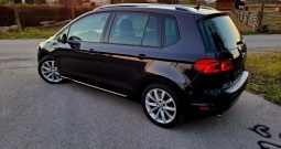 VW Golf Sportsvan 1.6 TDI = lounge = bi-xenon