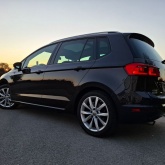 VW Golf Sportsvan 1.6 TDI = lounge = bi-xenon