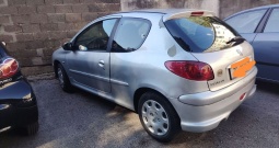 Peugeot 206, 1.4 benzin, mehanički u top stanju
