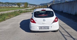 Opel Corsa 2012. god, 1.2 benzin, ručna klima, 137000 km