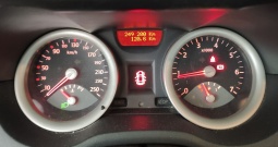 Renault Megane 2003. god, 1.5 dizel, ručna klima, garažiran