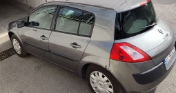 Renault Megane 2003. god, 1.5 dizel, ručna klima, garažiran