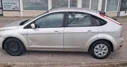 Prodaje se održavani Ford Focus