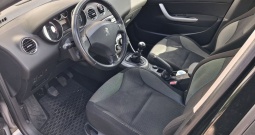 Peugeot 308 1.6hdi reg.do 08/27g. sa 230tkm.