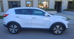 1.7 crd 140000km servisna, dva ključa, oštećenja od tuče