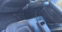 1.7 crd 140000km servisna, dva ključa, oštećenja od tuče