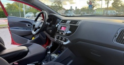 Prodajem kia rio 1,2 ,prvi vlasnik