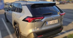 RAV4 AWD hybrid TECH paket