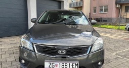 Kia Pro Ceed 1.4 benzin, kupljena u HR., samo 136.000 kilometara!