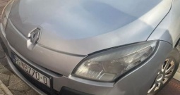 Megane 1.9dci 130 ks 6 brzina full oprema, koža, climatronic, keyless, dvozonska
