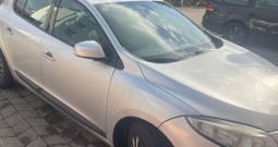 Megane 1.9dci 130 ks 6 brzina full oprema, koža, climatronic, keyless, dvozonska