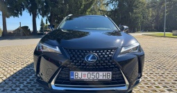 Lexus UX 250h 2019. g. 82.800 km