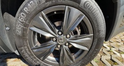 Lexus UX 250h 2019. g. 82.800 km