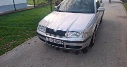 Prodajem škodu octaviu