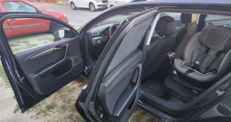 Passat variant 1.6 tdi 77kw comfortline 255.000km