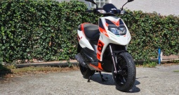 Aprilia SR 50-2T Motard,mod.'20.,uščuvana,kao nova,može na kartice!