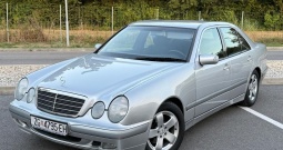 Mercedes E klasa W210, 220000 km, reg godinu dana