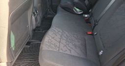 Prodajem peugeot 3008