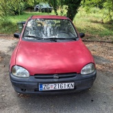 Opel Corsa 1.4i swing, crvena
