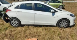 Hyundai i30 za dijelove (ili popravak)