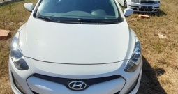 Hyundai i30 za dijelove (ili popravak)