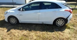 Hyundai i30 za dijelove (ili popravak)
