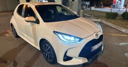 Toyota Yaris Sport 1.5, 2022., tvorničko jamstvo do 2032., HR auto